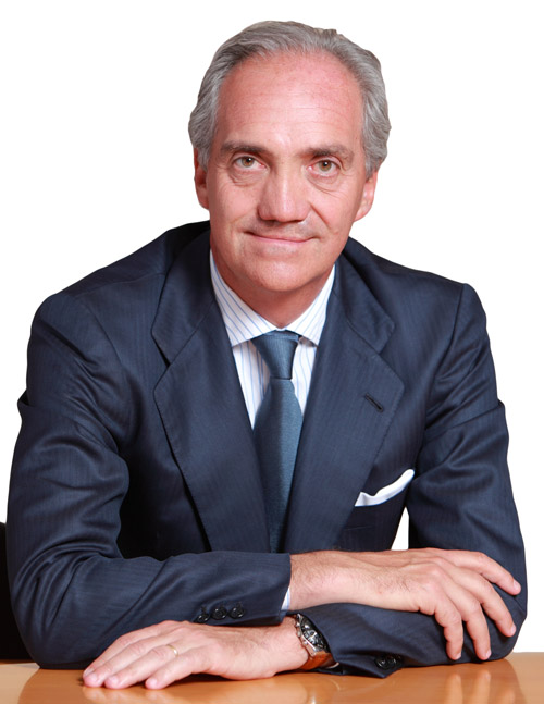 Alejandro-Fernandez-de-Araoz